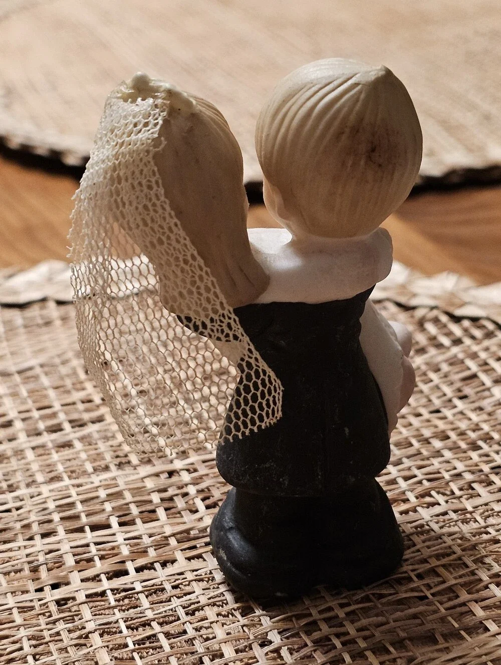 Vintage Lefton Bride & Groom Cake Topper / Figurine